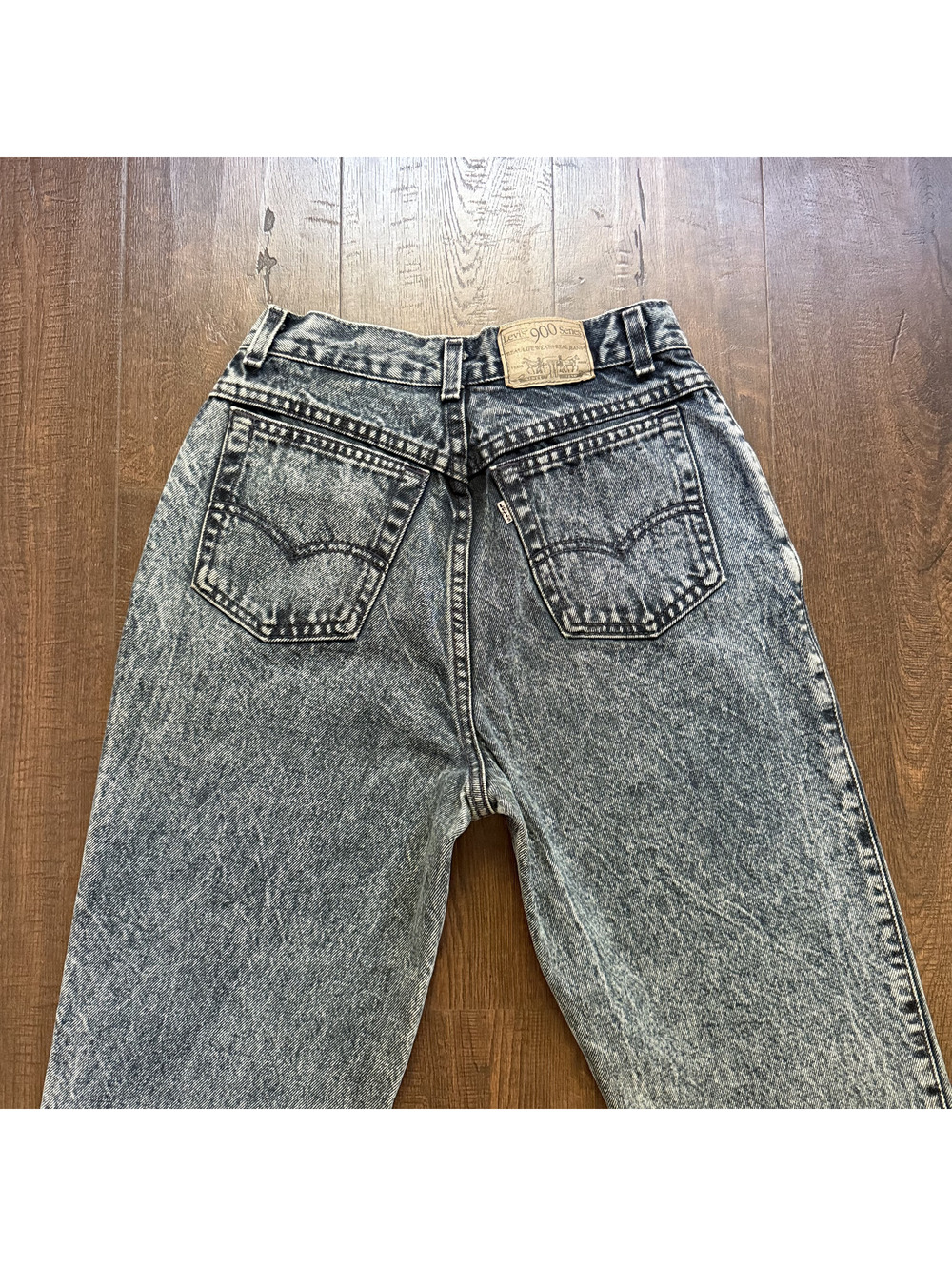 Vintage 90s Levi 901 Jeans 24x30 900 Series Star Acid Wash USA Cotton Denim